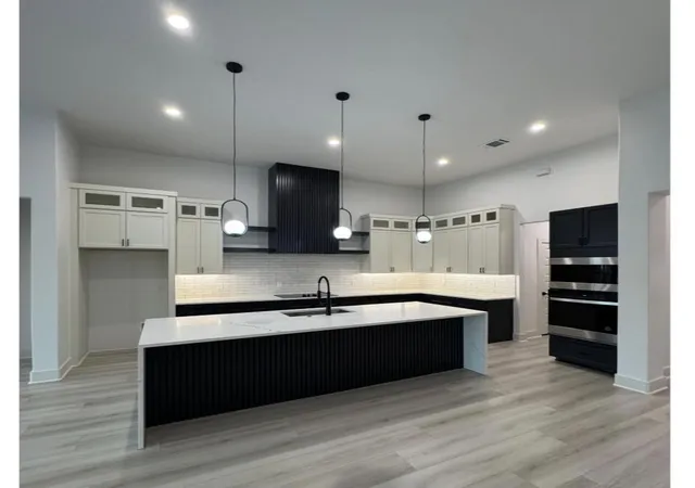 Photo 3 of Single family home for sale at 509 Roberts Run, Sherman, TX 75092 | MLS# 21362460 | Listing updated on 2026-10-01