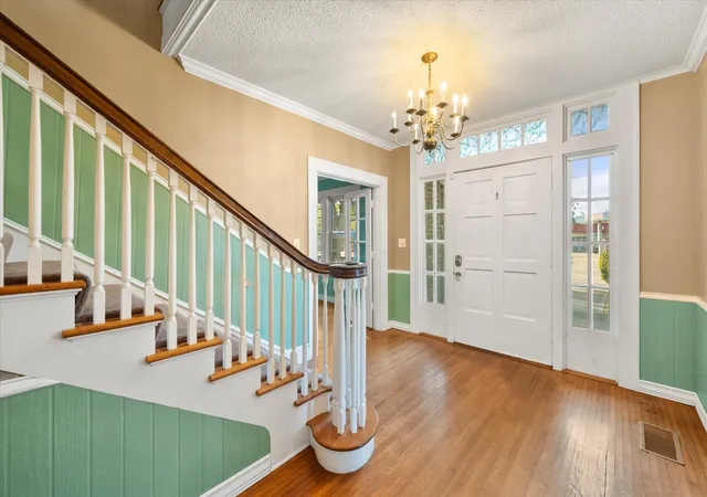 Photo 2 of Single family home for sale at 1452 W 2nd Ave, Corsicana, TX 75110 | MLS# 21363104 | Listing updated on 2026-08-21