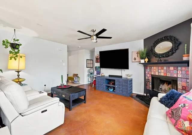 Photo 4 of Single family home for sale at 388 Elk Trl, Melissa, TX 75454 | MLS# 21362801 | Listing updated on 2026-09-24