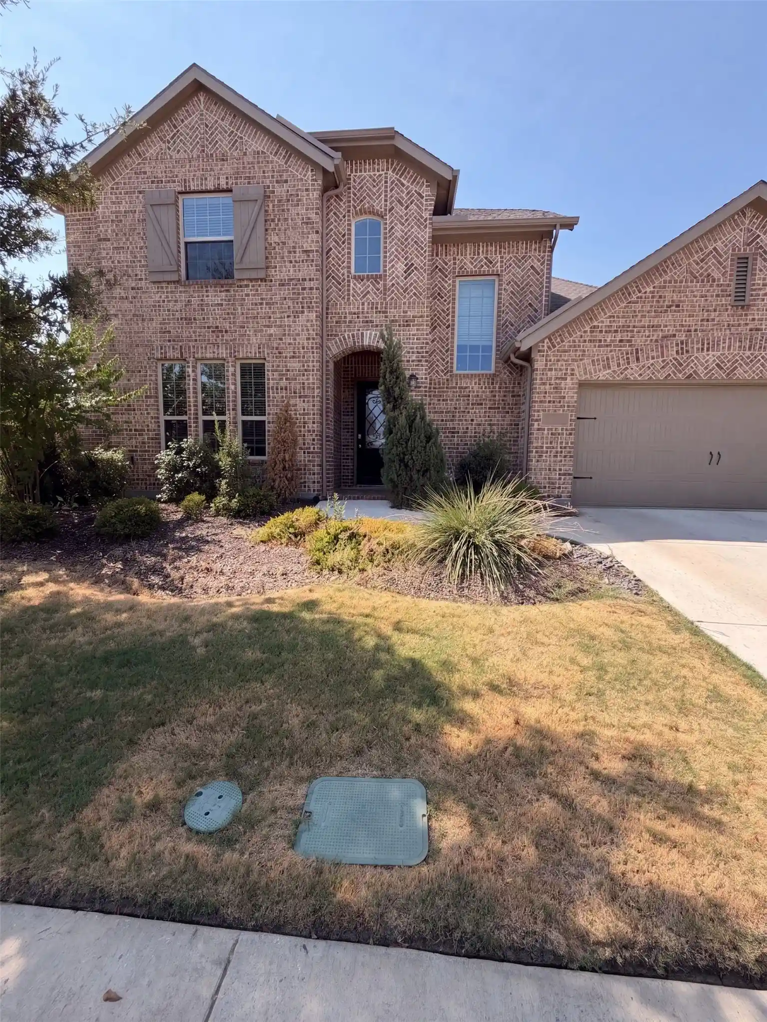 Single family home for sale at 9920 Pikes Peak Pl, Little Elm, TX 75068 | MLS# 21363752