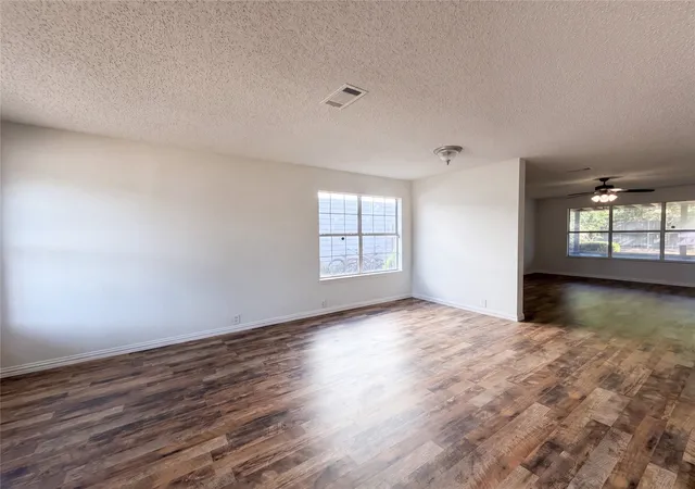 Photo 3 of Single family home for sale at 4325 Falcon Dr, Sherman, TX 75092 | MLS# 21363775 | Listing updated on 2026-09-28