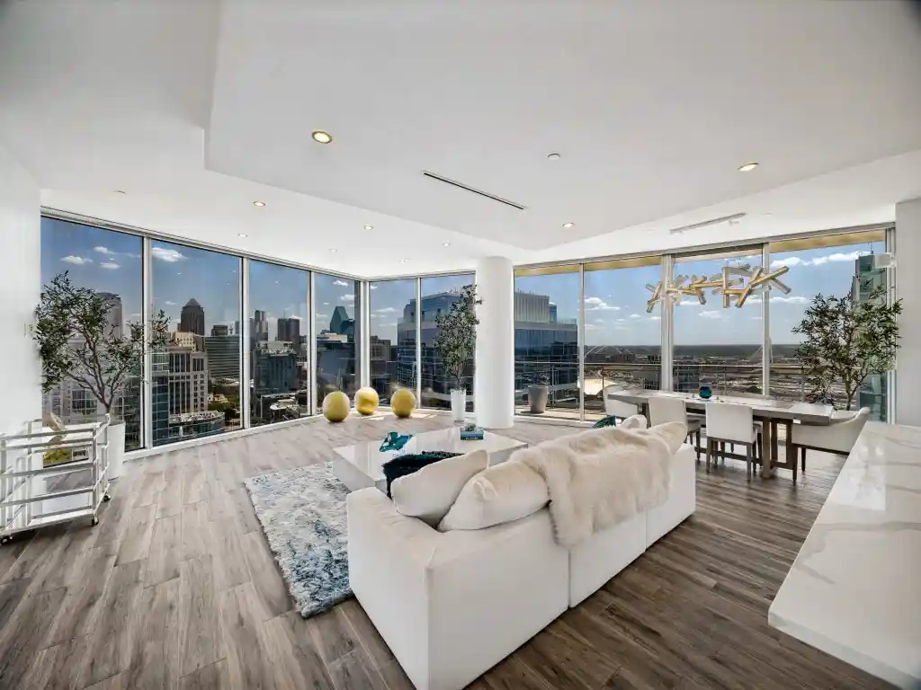 Listing Photo 1 - Condo for sale in Azure  located at 2900 Mckinnon St, Dallas, TX 75201 - Unit #2301