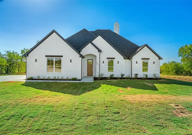 Photo 1 of Single family home for sale at 101 Barefoot Bay, Corsicana, TX 75109 | MLS# 21361443 | Listing updated on 2026-10-29