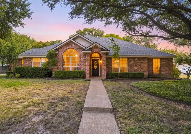 Photo 1 of Sale Pending at 512 Meadowland Dr, Mc Gregor, TX 76657 | MLS# 21363829 | Listing updated on 2026-08-23