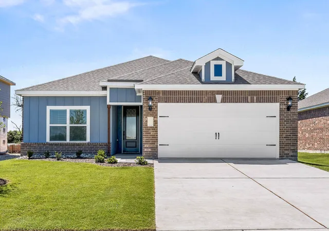 Photo 1 of Single family home for sale at 1020 Cypress Ave, Hutchins, TX 75141 | MLS# 21363862 | Listing updated on 2026-08-19