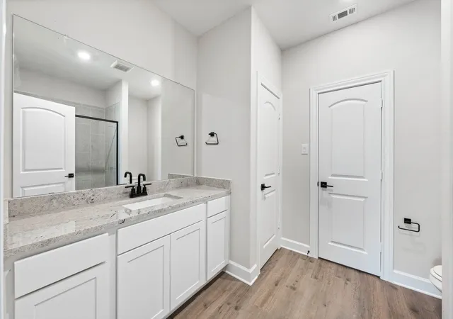 Photo 4 of Single family home for sale at 1020 Cypress Ave, Hutchins, TX 75141 | MLS# 21363862 | Listing updated on 2026-08-19