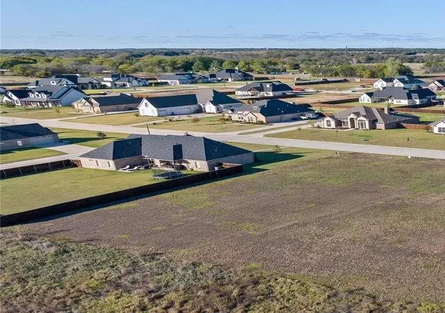 Photo 1 of Land for sale at 121 Shawnee Trl, Pottsboro, TX 75076 | MLS# 21363879 | Listing updated on 2026-08-19