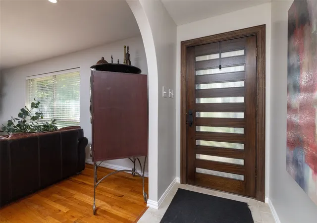 Photo 4 of Single family home for sale at 2640 Ridgecrest Dr, Southlake, TX 76092 | MLS# 21362545 | Listing updated on 2026-08-19