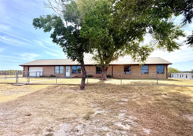 Photo 1 of Single family home for sale at 211 Fm 3023 S, Goldthwaite, TX 76844 | MLS# 21363889 | Listing updated on 2026-08-25
