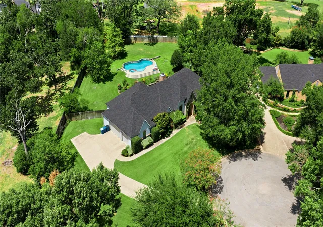 Photo 1 of Single family home for sale at 4 Mill Run Pl, Athens, TX 75751 | MLS# 21363916 | Listing updated on 2026-08-26