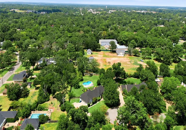 Photo 33 of Single family home for sale at 4 Mill Run Pl, Athens, TX 75751 | MLS# 21363916 | Listing updated on 2026-08-26