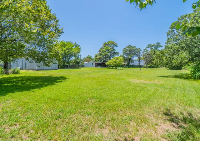 Photo 3 of Single family home for sale at 6017 E Hwy 67, Alvarado, TX 76009 | MLS# 21363909 | Listing updated on 2026-08-22
