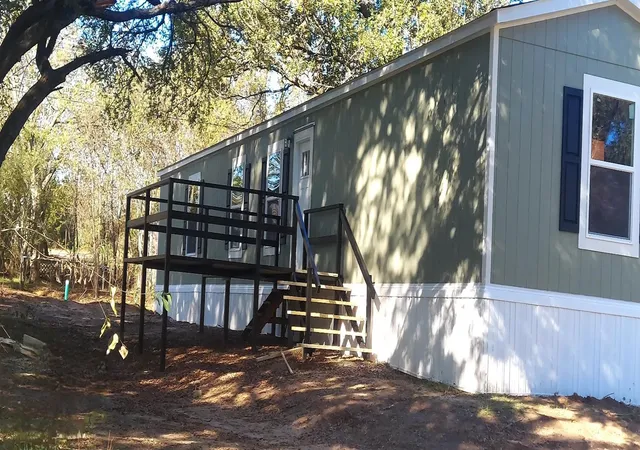 Photo 1 of Manufactured home for sale at 229 Maple St, Gun Barrel City, TX 75156 | MLS# 21363680 | Listing updated on 2026-08-19