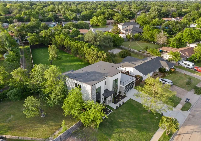 Photo 2 of Single family home for sale at 14015 Rawhide Pkwy, Dallas, TX 75234 | MLS# 21364047 | Listing updated on 2026-08-23
