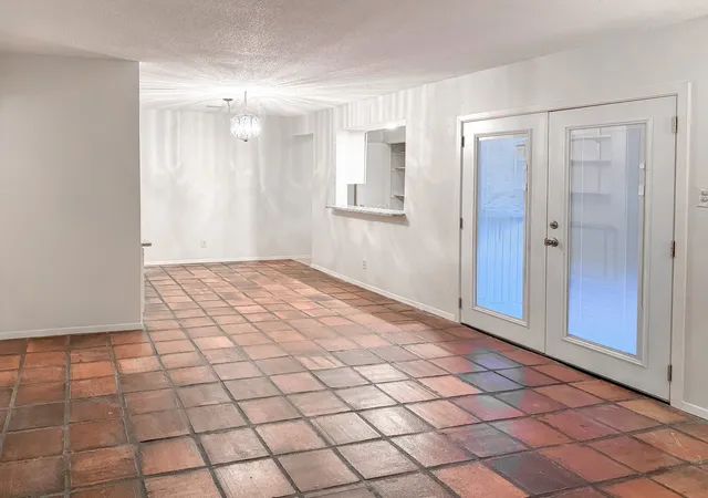 Photo 3 of Single family home for sale at 5138 Amesbury Dr #110, Dallas, TX 75206 | MLS# 21357250 | Listing updated on 2026-08-19