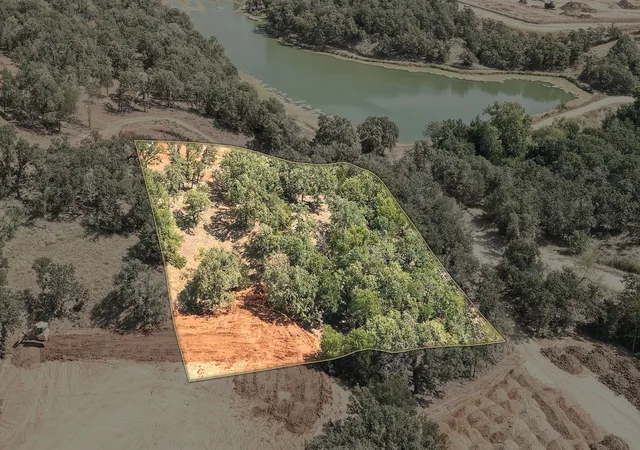 Land for sale at Lot 23 Cattleman Ct, Corinth, TX 76210 | MLS# 21339761