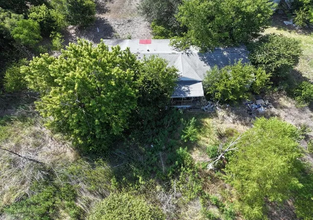 Photo 2 of Sale Pending at 134 Shelby Cir, Red Oak, TX 75154 | MLS# 21364084 | Listing updated on 2026-08-22