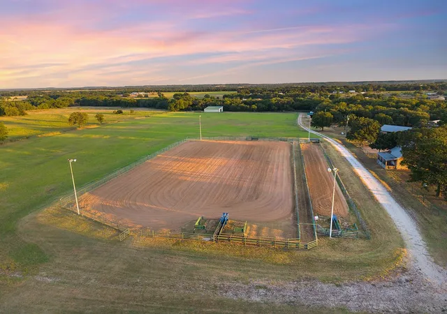 Photo 4 of Sale Pending at 24860 N Us Hwy 281, Stephenville, TX 76401 | MLS# 21363565 | Listing updated on 2026-09-29