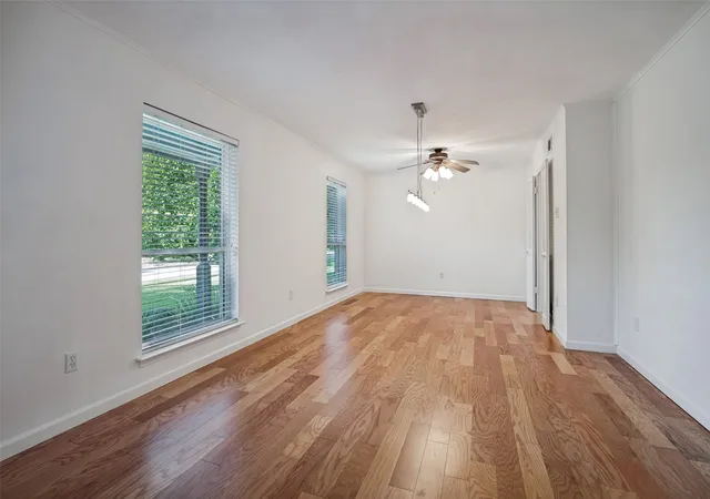 Photo 2 of Single family home for sale at 916 Loganwood Ave, Richardson, TX 75080 | MLS# 21364132 | Listing updated on 2026-08-30