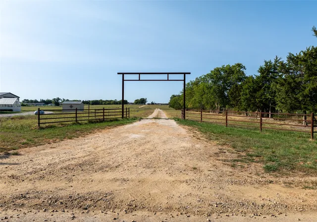 Photo 4 of Land for sale at Tbd Old Clarksville Road, Paris, TX 75462 | MLS# 21363985 | Listing updated on 2026-08-20
