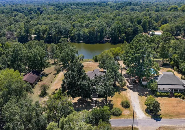 Photo 1 of Single family home for sale at 602 S 2nd St, Logansport, LA 71049 | MLS# 21364046 | Listing updated on 2026-08-20