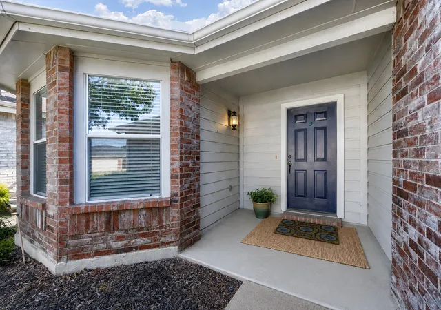 Photo 3 of Single family home for sale at 2506 Buckskin Dr, Mc Kinney, TX 75071 | MLS# 21350073 | Listing updated on 2026-08-20