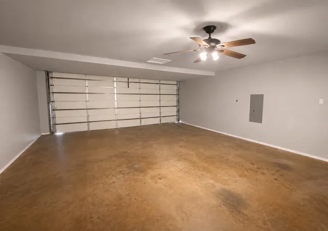 Photo 19 of Single family home for sale at 702 Main St, Windom, TX 75492 | MLS# 21364164 | Listing updated on 2026-08-20