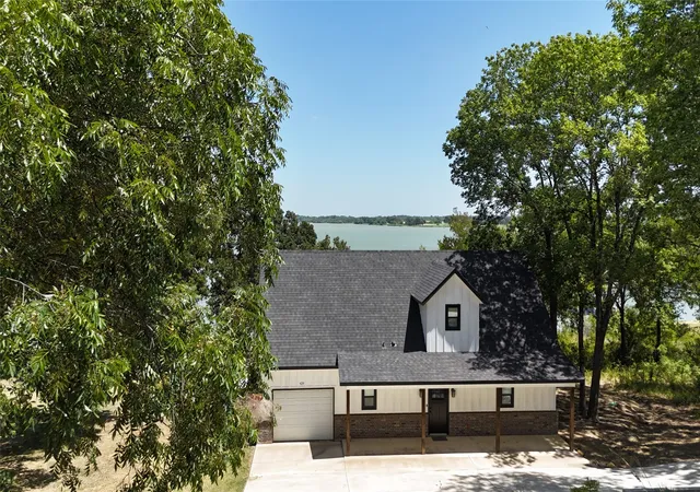 Photo 40 of Single family home for sale at 429 Meandering Wy, Corsicana, TX 75109 | MLS# 21359868 | Listing updated on 2026-08-28