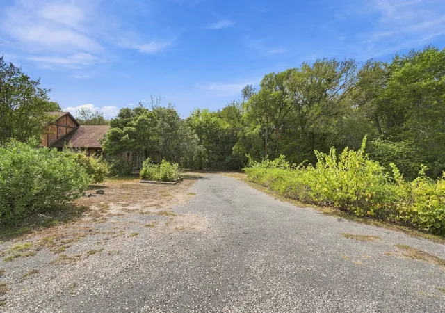 Photo 3 of Single family home for sale at 7210 Shiloh Rd, Midlothian, TX 76065 | MLS# 21363688 | Listing updated on 2026-09-30