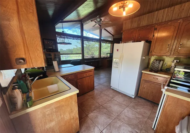 Photo 2 of Single family home for sale at 380 Nocona Dr, Nocona, TX 76255 | MLS# 21364050 | Listing updated on 2026-08-20