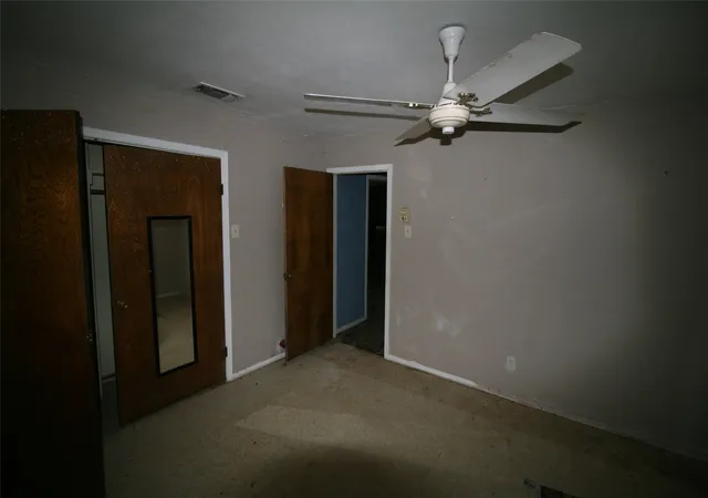 Photo 3 of Sale Pending at 513 Yuma Trl, Quinlan, TX 75474 | MLS# 21364234 | Listing updated on 2026-08-31