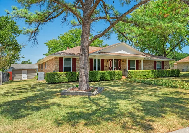 Photo 3 of Single family home for sale at 1601 Dakota Dr, Garland, TX 75043 | MLS# 21363901 | Listing updated on 2026-10-08