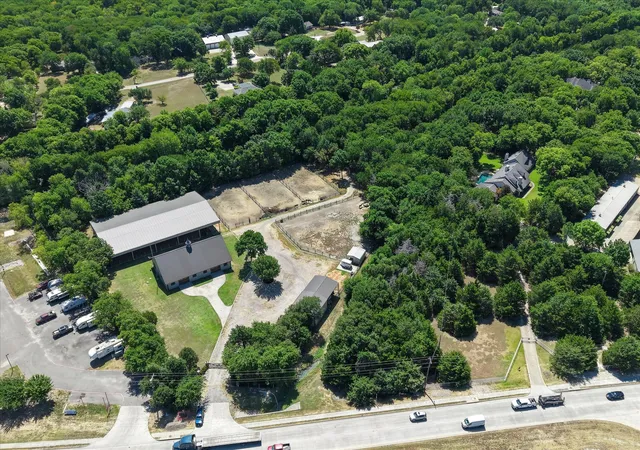 Photo 3 of Single family home for sale at 1606 Sam Rayburn Hwy Hwy, Melissa, TX 75454 | MLS# 21361045 | Listing updated on 2026-08-27