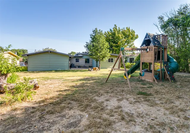 Photo 25 of Sale Pending at 5205 Trail Lake Dr, Fort Worth, TX 76133 | MLS# 21363965 | Listing updated on 2026-08-31