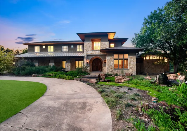 Photo 3 of Mansion for sale at 6 Wimbledon Ct, Frisco, TX 75034 | MLS# 21362366 | Listing updated on 2026-08-20