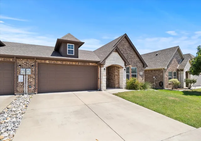 Photo 3 of Single family home for sale at 8503 Christie Ln, Greenville, TX 75402 | MLS# 21364313 | Listing updated on 2026-09-03