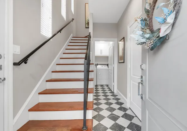 Photo 2 of Sale Pending at 2100 N Fitzhugh Ave #K, Dallas, TX 75204 | MLS# 21342380 | Listing updated on 2026-08-28