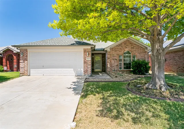 Photo 2 of Sale Pending at 8345 Riversprings Dr, Hurst, TX 76053 | MLS# 21363700 | Listing updated on 2026-08-29