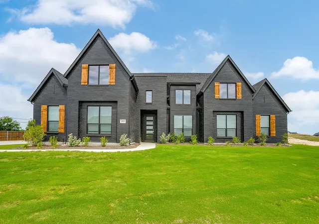 Photo 1 of Single family home for sale at 4511 Matador Ranch Ct, Waxahachie, TX 75165 | MLS# 21363914 | Listing updated on 2026-08-20