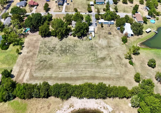 Photo 3 of Land for sale at 610 N 9th St, Gunter, TX 75058 | MLS# 21363585 | Listing updated on 2026-09-21