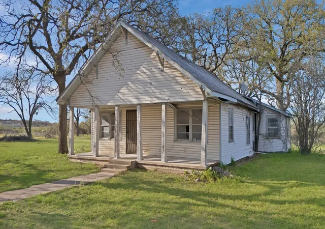 Single family home for sale at 202 Johns Dr, Chico, TX 76431 | MLS# 21350287