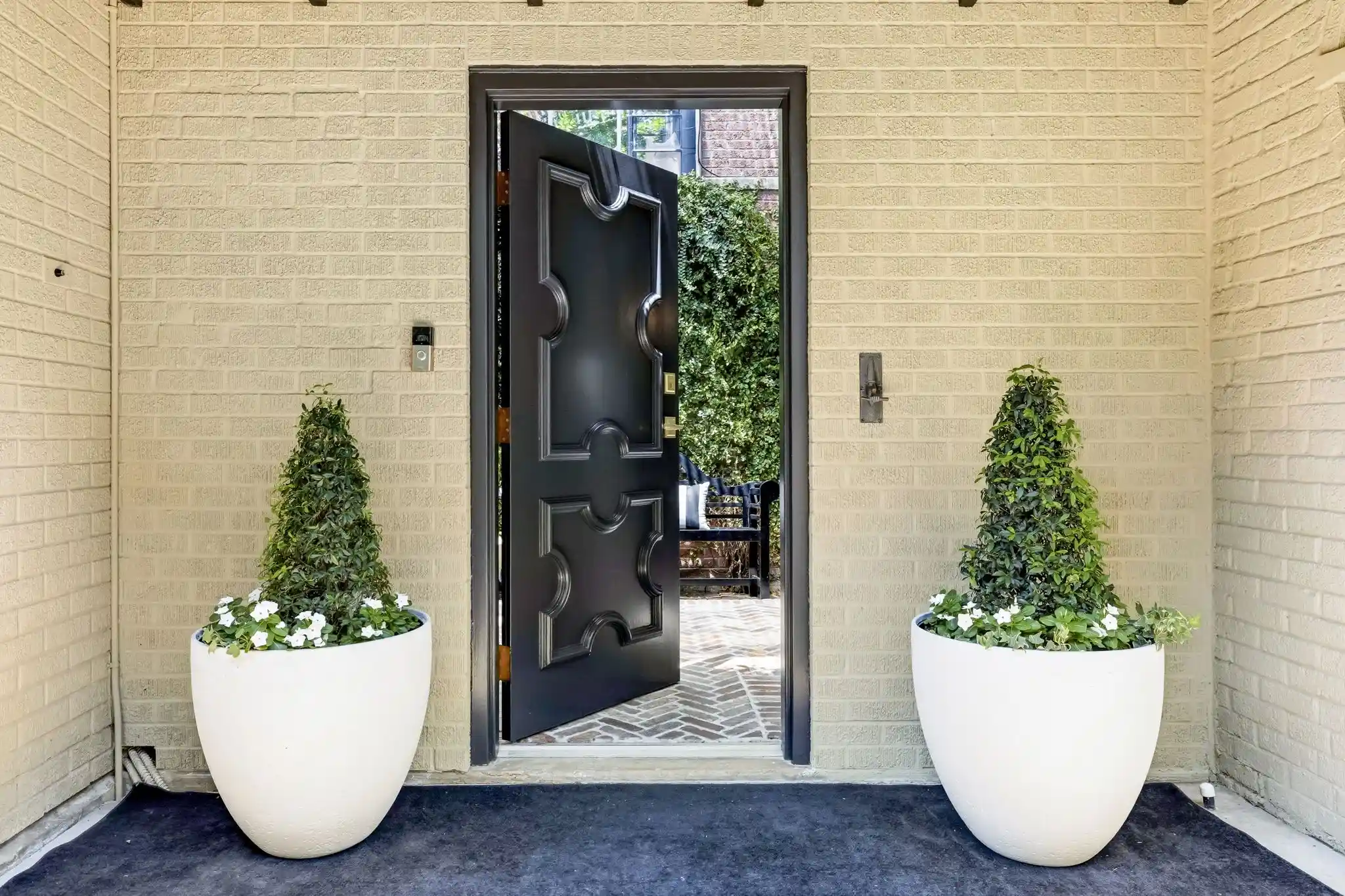 Photo 1 of Single family home for sale at 4228 N Hall St, Dallas, TX 75219 | MLS# 21360318 | Listing updated on 2026-10-14