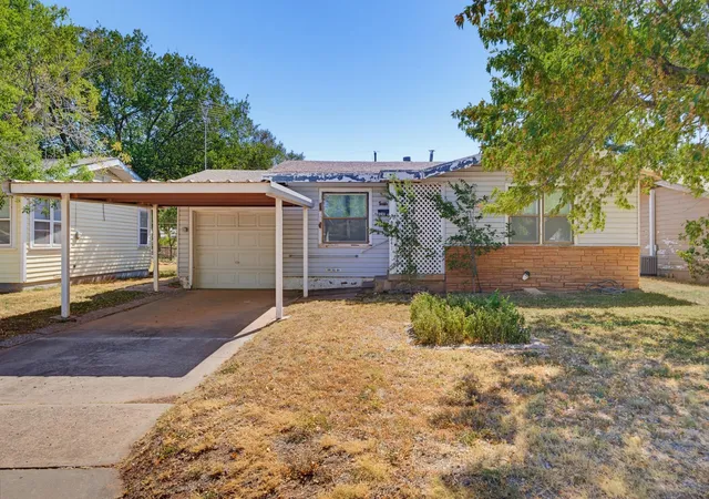 Photo 1 of Sale Pending at 1241 S La Salle Dr, Abilene, TX 79605 | MLS# 21364397 | Listing updated on 2026-08-20