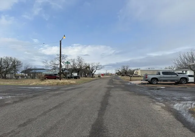 Photo 3 of Sale Pending at 2930 Waco St, San Angelo, TX 76901 | MLS# 21364468 | Listing updated on 2026-10-01