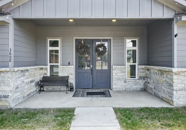 Photo 2 of Single family home for sale at 3600 Martin St, Fort Worth, TX 76119 | MLS# 21363074 | Listing updated on 2026-08-24
