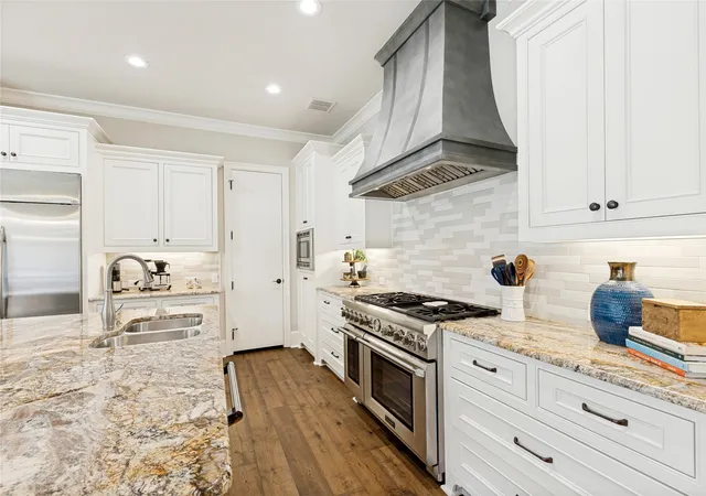 Photo 3 of Sale Pending at 322 Devon Dr, Coppell, TX 75019 | MLS# 21362216 | Listing updated on 2026-09-03