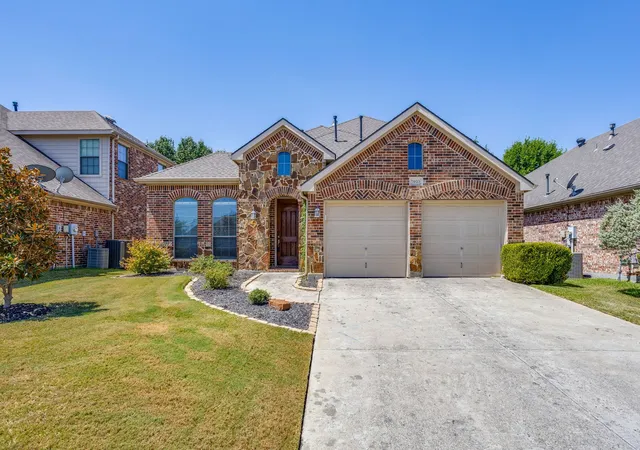 Photo 1 of Single family home for sale at 7023 Beacon Dr, Grand Prairie, TX 75054 | MLS# 21335127 | Listing updated on 2026-08-20