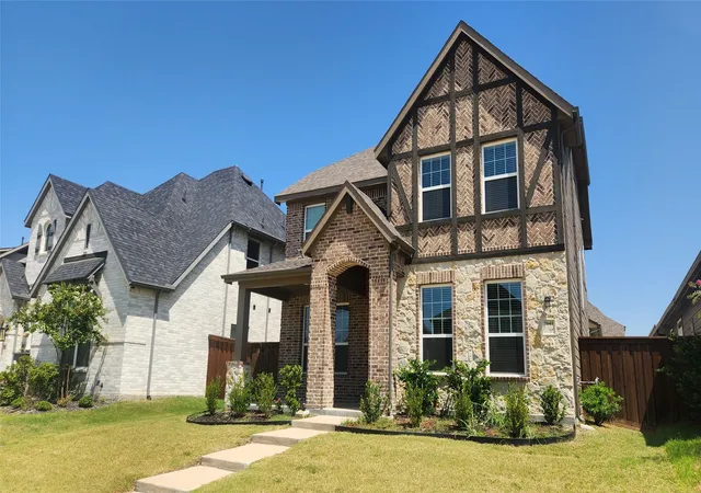 Photo 2 of Single family home for sale at 7041 Helena Hl, Royse City, TX 75189 | MLS# 21364471 | Listing updated on 2026-09-29