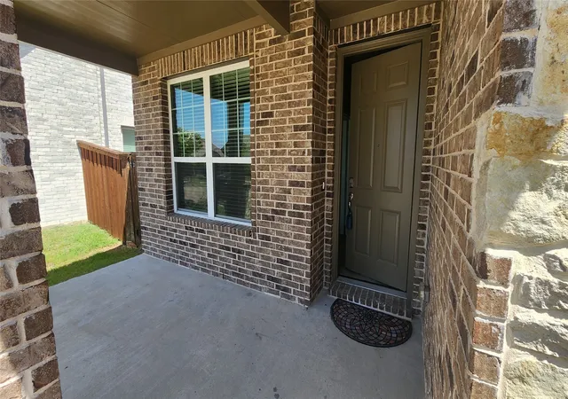 Photo 3 of Single family home for sale at 7041 Helena Hl, Royse City, TX 75189 | MLS# 21364471 | Listing updated on 2026-09-29