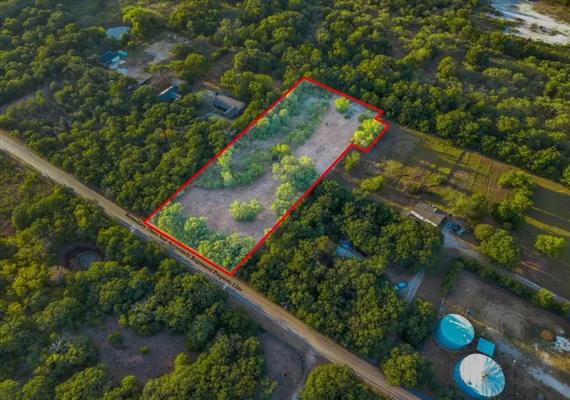 Photo 2 of Land for sale at 1709 Fox Ln, Burleson, TX 76028 | MLS# 21364536 | Listing updated on 2026-09-17